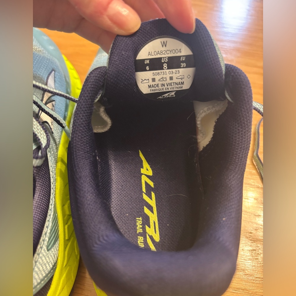Altra Women’s Outroad 2 Athletic Shoes - Picture 4 of 4
